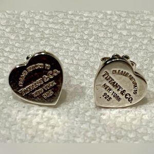“Please return to Tiffany & Co” heart tag stud earrings, in silver, mini